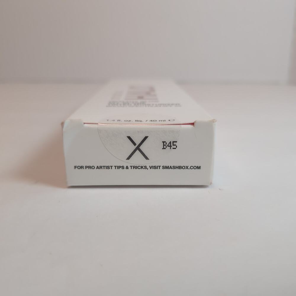 Smashbox Halo Healthy Glow All-In-One Tinted Moisturizer (Light Neutral) New - Picture 8 of 9
